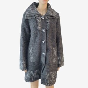Variations Women's Size XL Long Gray Snap Button Closure Winter Fuzzy Coat